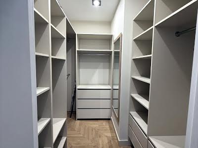 квартира за адресою Юнацька вул., 19