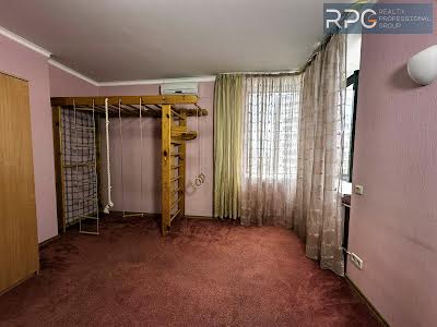 квартира за адресою Старонаводницька вул., 4-В
