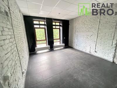 коммерческая по адресу Проскуровская ул., 1