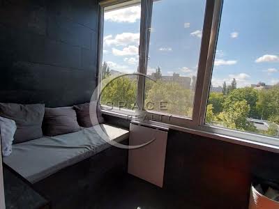 квартира за адресою Олега Мудрака вул. (Генерала Наумова), 25