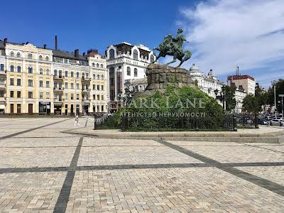 квартира по адресу Киев, Владимирская ул., 19