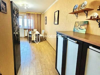 квартира по адресу Бориспольская ул., 4