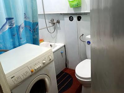 квартира за адресою Перемоги вул., 115