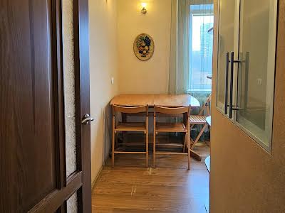 квартира по адресу Леси Украинки бульв., 3