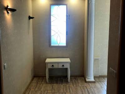 квартира за адресою Автозаводська вул., 15а