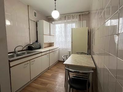 квартира по адресу Міру, 33
