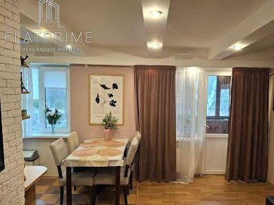 квартира за адресою Ольжича вул., 11