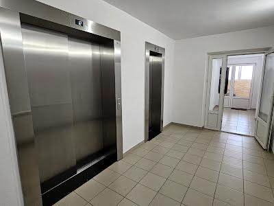 квартира по адресу Стадионная ул., 6