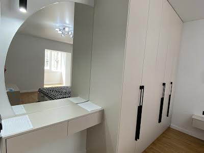 квартира за адресою Олександра Довженка вул., 31