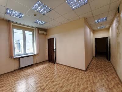 комерційна за адресою Корзо вул., 10