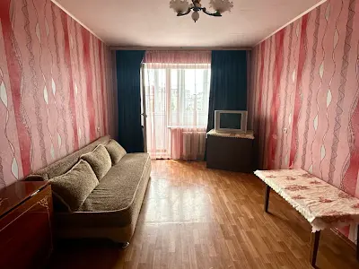 квартира по адресу Небесной Сотни просп. (Маршала Жукова), 75