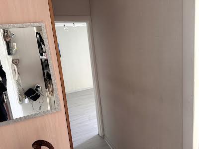 квартира за адресою Капітана Кузнєцова вул., 112
