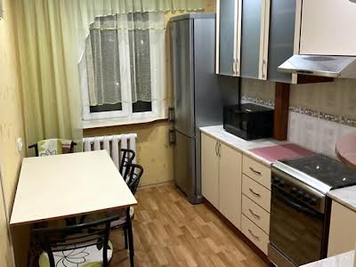 квартира по адресу Зимових Походів ул. (Молодогвардейская), 22