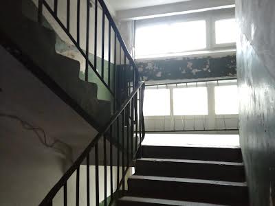 квартира за адресою Зодчих вул., 4