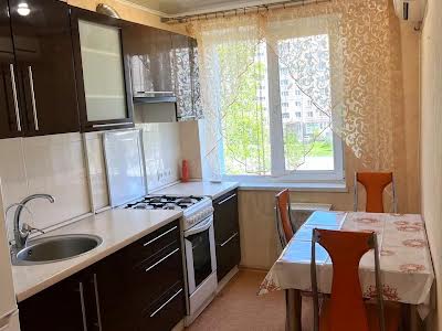 квартира по адресу Героев просп., 12