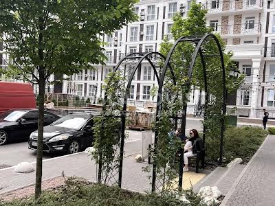 квартира за адресою Михайла Максимовича вул. (Онуфрія Трутенка), 28-Е