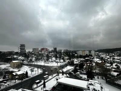 квартира за адресою Топольна вул., 4