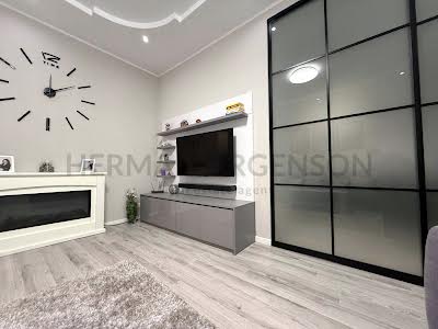 квартира за адресою Минайська вул., 18
