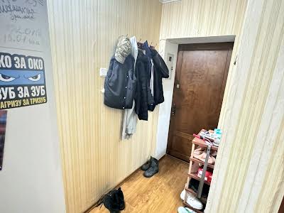 квартира за адресою Космонавтів вул., 28