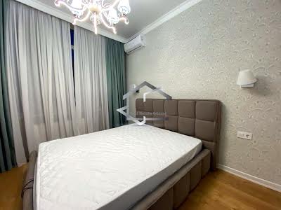 квартира за адресою Леонтовича вул. (Бєлінського), 16
