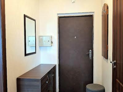 квартира за адресою Бориса Гмирі вул., 16а