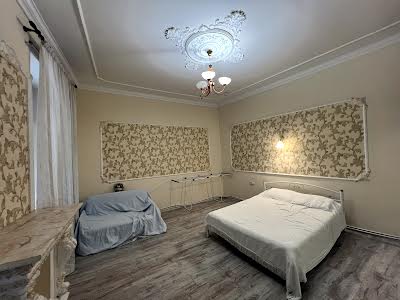 квартира за адресою Сильвестра Гавришкевича вул., 8