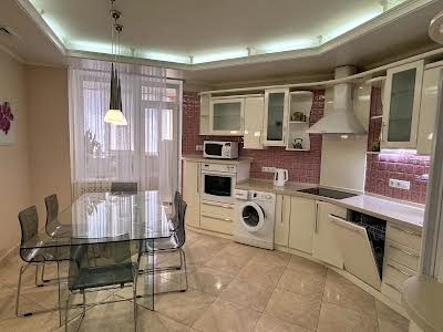 квартира за адресою Миколи Амосова вул., 4