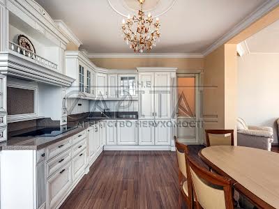 квартира за адресою Кудрявський узвіз, 3-Б