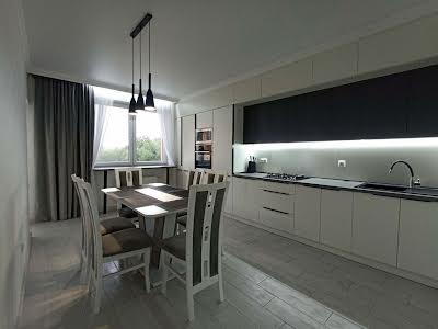 квартира за адресою Тролейбусна вул., 4