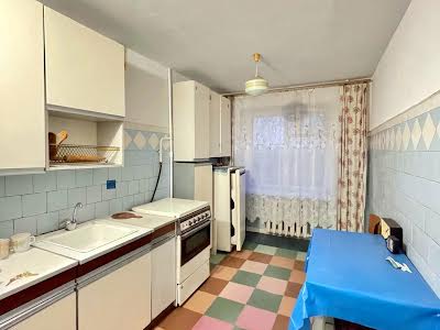 квартира по адресу Ушинского ул., 27