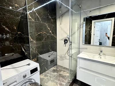 квартира за адресою Каманіна вул., 16