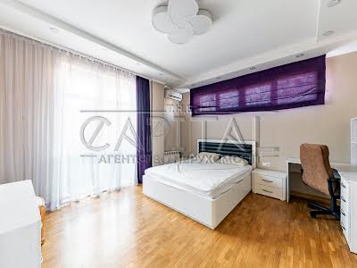 квартира по адресу Чорногірська ул., 14