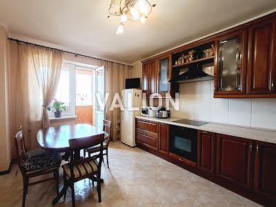 квартира за адресою Петра Григоренка просп., 28