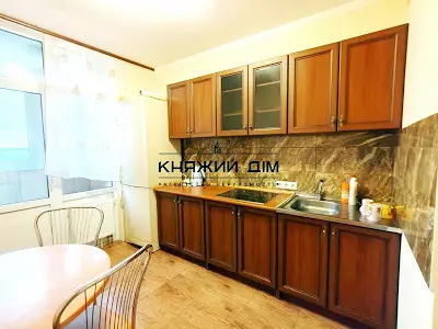 квартира за адресою Світла вул., 3д