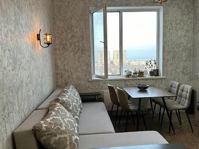 квартира за адресою Незалежності вул., 11
