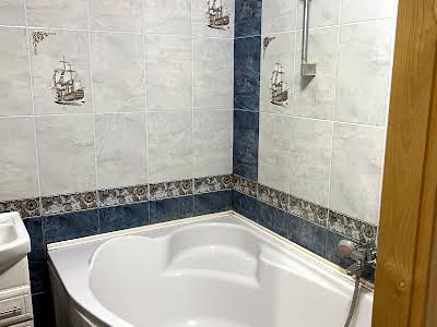 квартира за адресою Грушевського вул., 25