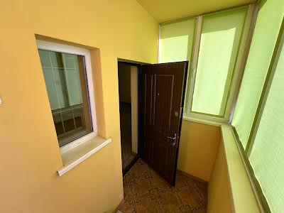 комерційна за адресою Волошкова вул., 30
