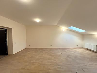 квартира за адресою Рильського вул., 7д