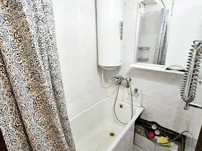 квартира за адресою Дегтярівська вул., 15
