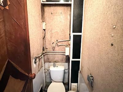 квартира за адресою Космонавтів вул., 132
