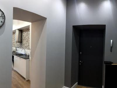 квартира за адресою моріупольська, 13