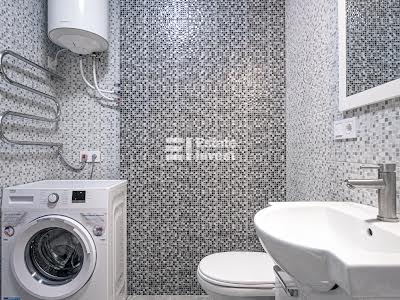 квартира за адресою Козакевича, 31