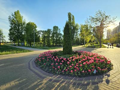 квартира по адресу Червоной Калины просп. (Маяковского Владимира), 5