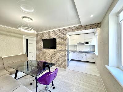 квартира за адресою Миру просп., 56