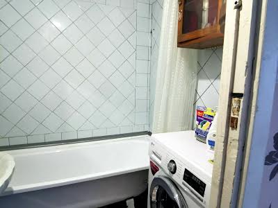 квартира за адресою Олександра Кукурби вул. (Космонавта Комарова), 3