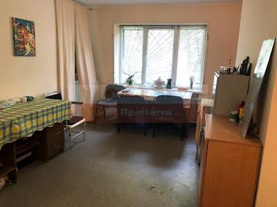 квартира за адресою Дегтярівська вул., 30
