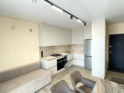 квартира за адресою Роксоляни вул., 21