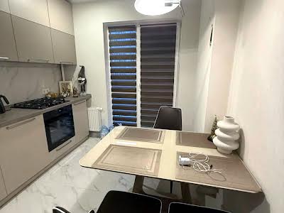 квартира за адресою Метрологічна вул., 7б