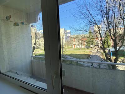 квартира за адресою Антоненка-Давидовича Бориса, 9