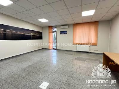 комерційна за адресою Жупанатська, 1